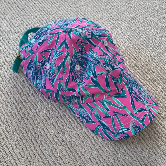 Lilly Pulitzer Accessories - Lily Pulitzer Run Around Hat